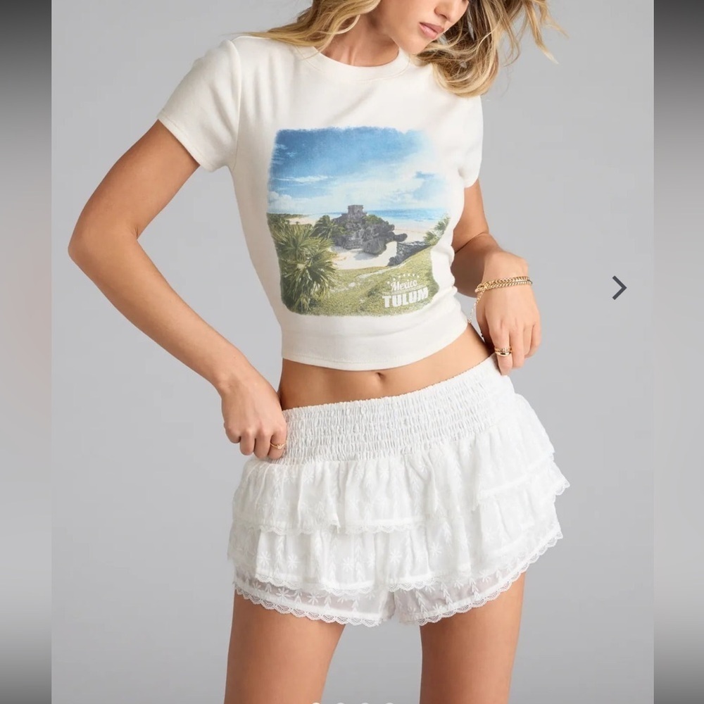 Windsor graphic cropped tee Tulum Mexico Print